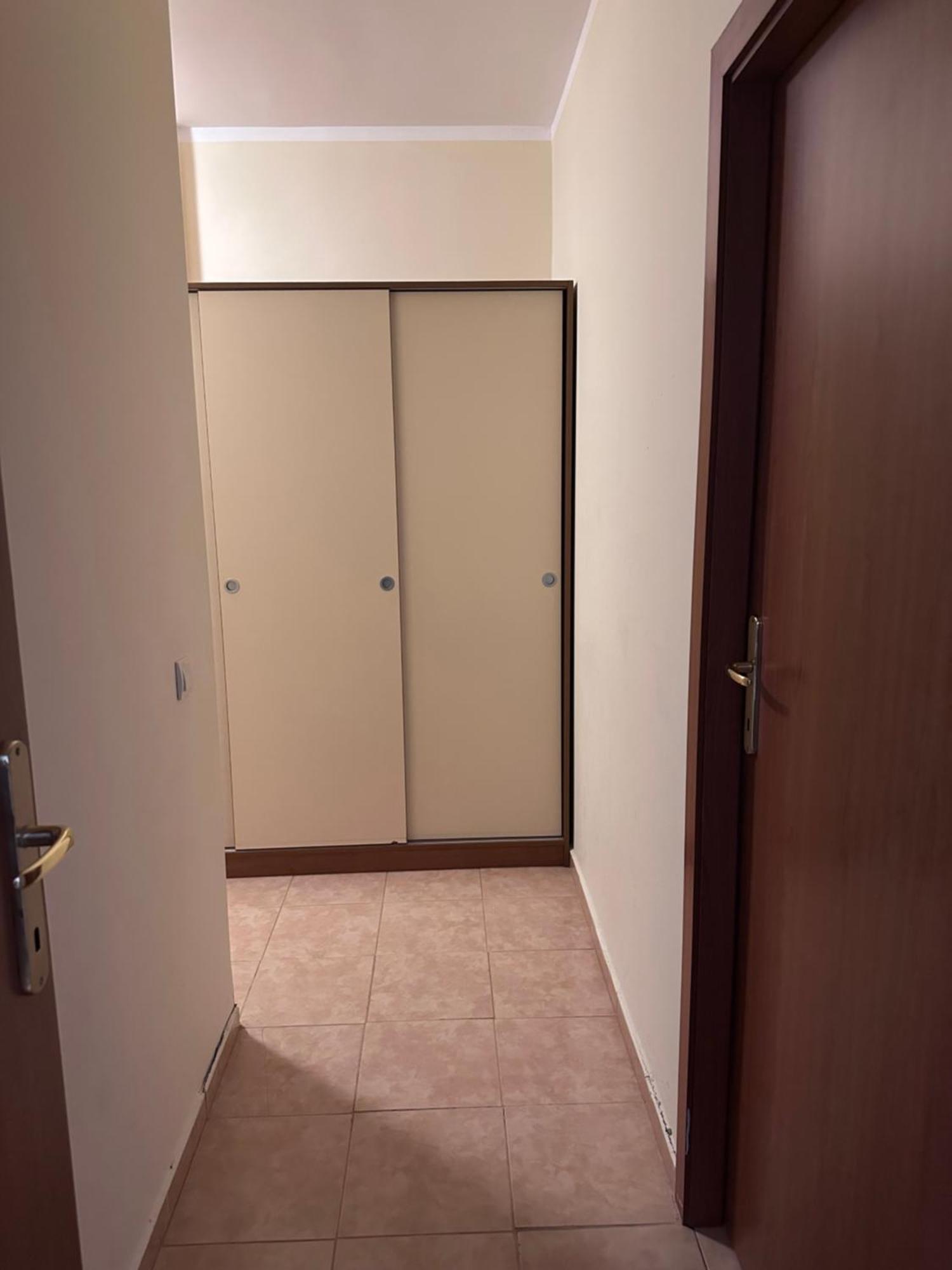 Pm Services Flora Apartments 보로베츠 외부 사진